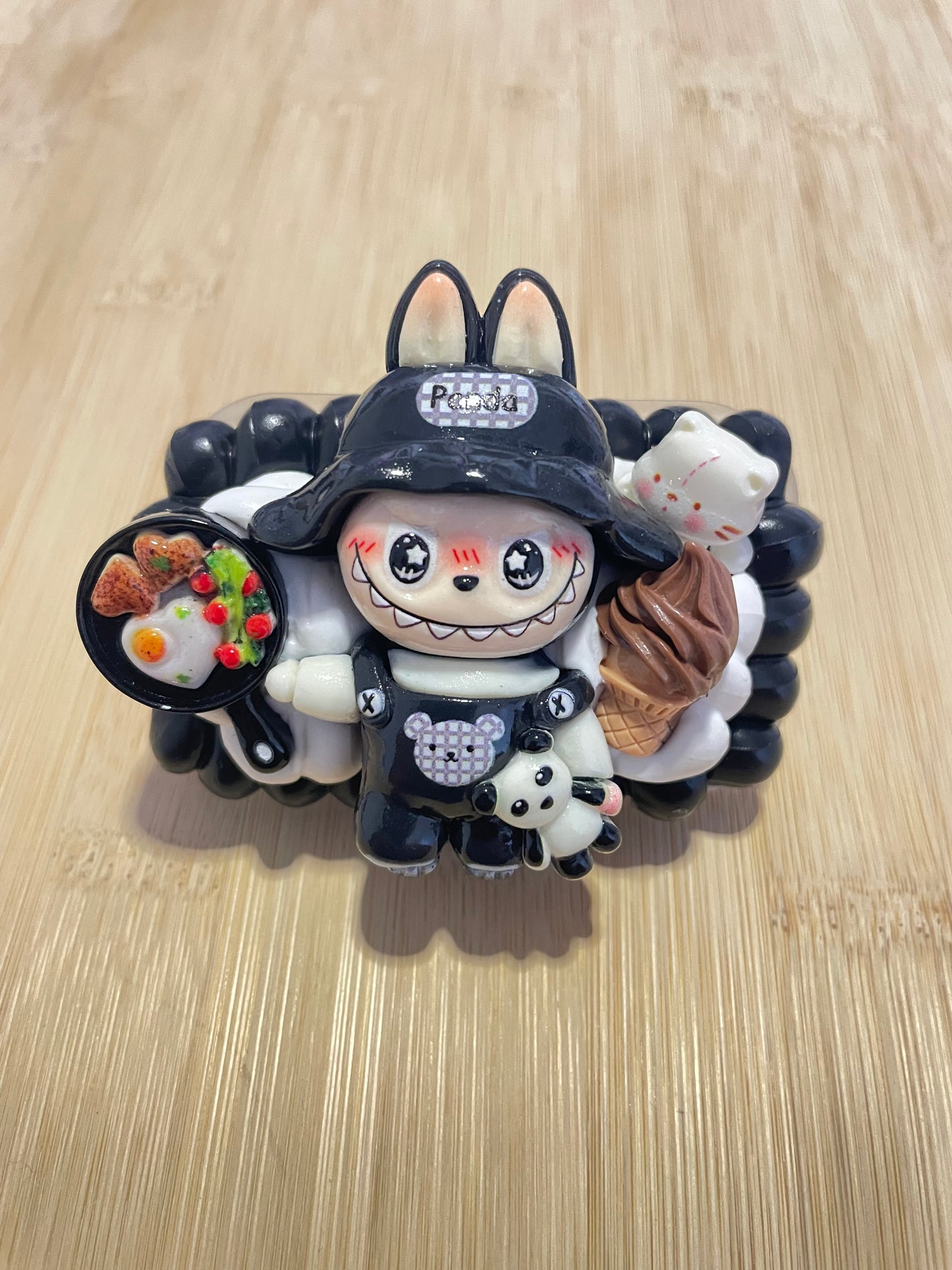 PHONE CLIP LUCKY BAGS 1 CHARM =1 free bag