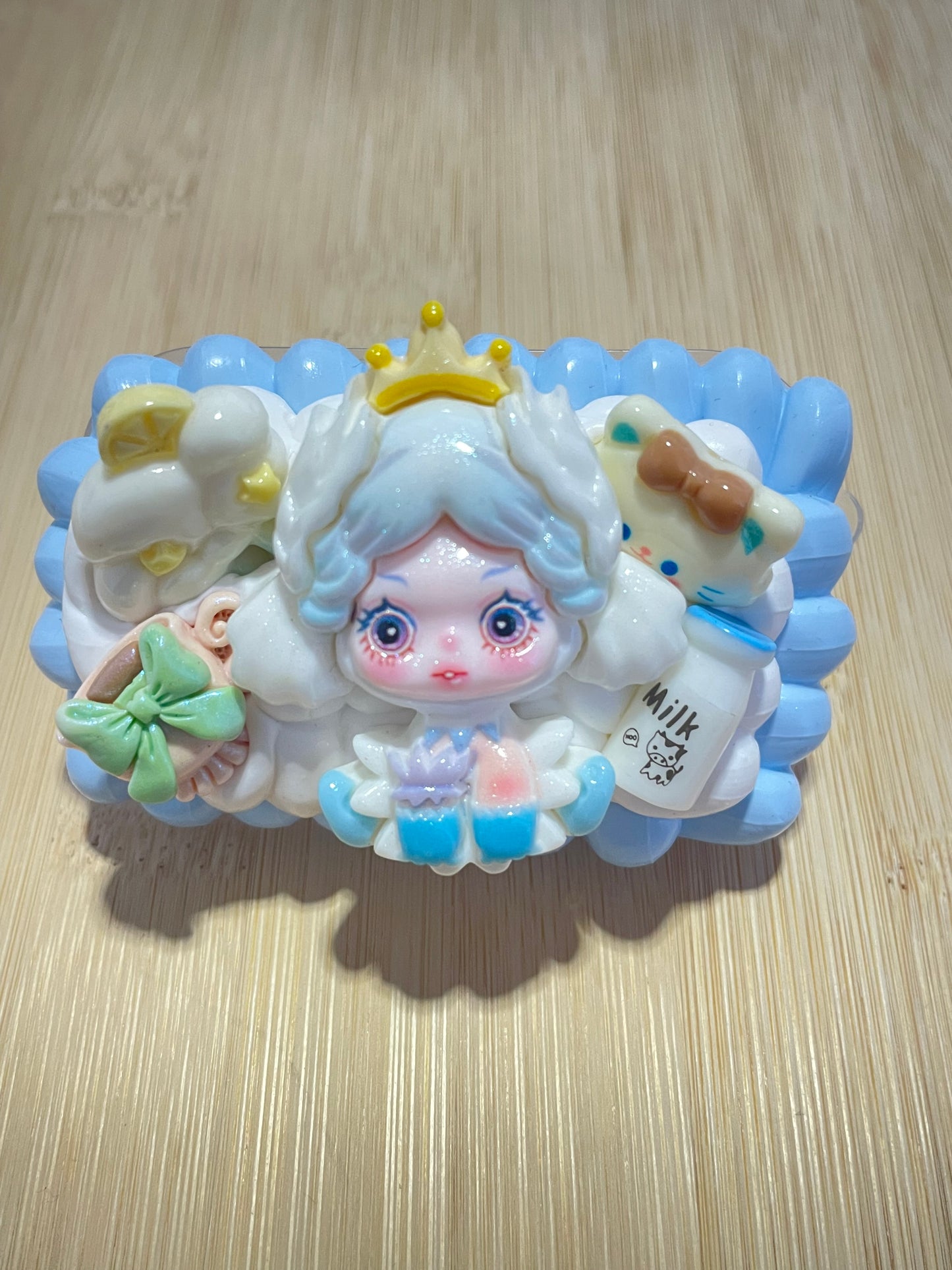 PHONE CLIP LUCKY BAGS 1 CHARM =1 free bag