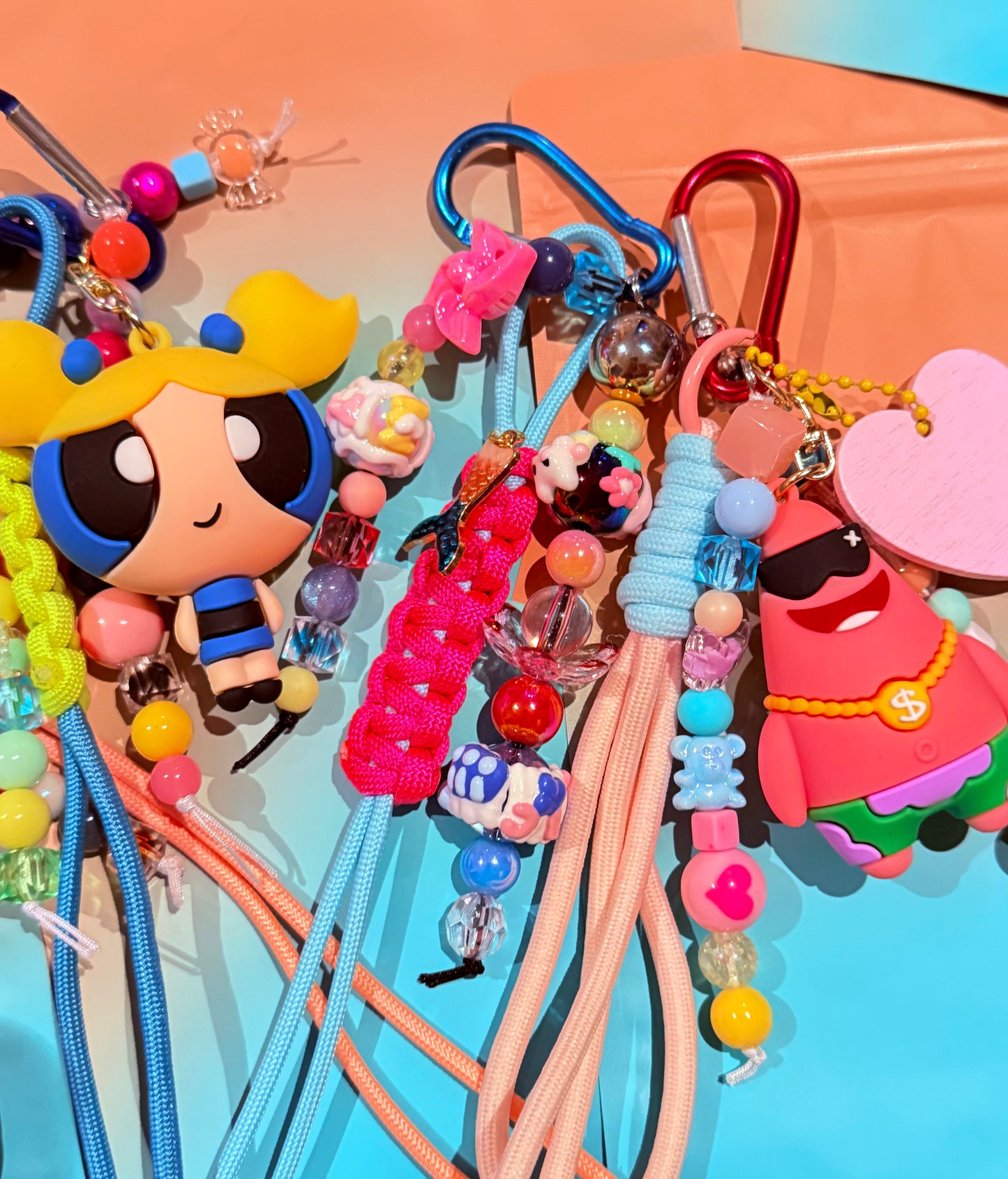 Parapop – Playful details. Effortless style Bag Charms - Charmed Blind bags
