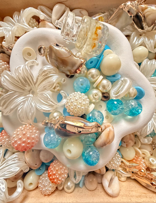 Sea breeze Glass and Acrylic Mix